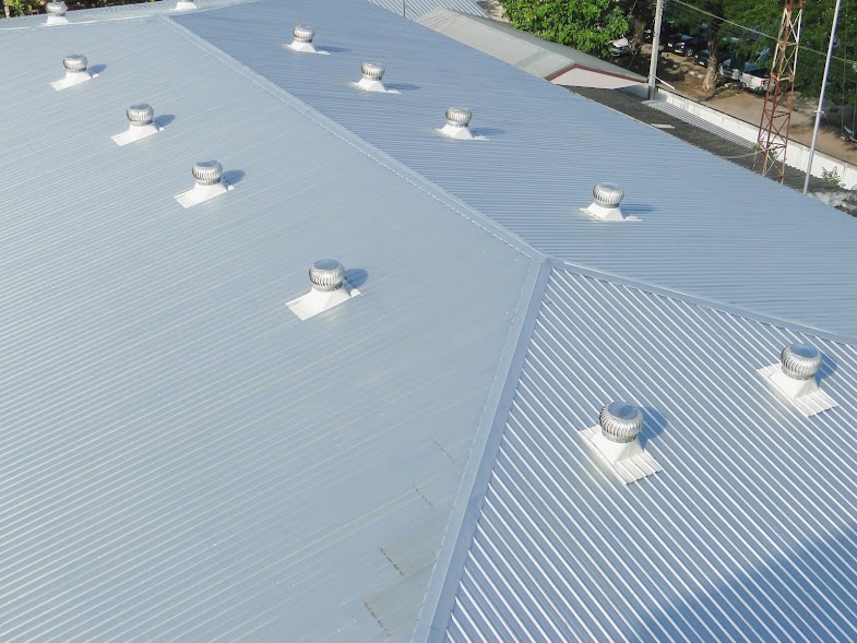 Commercial metal roofing in Vancouver